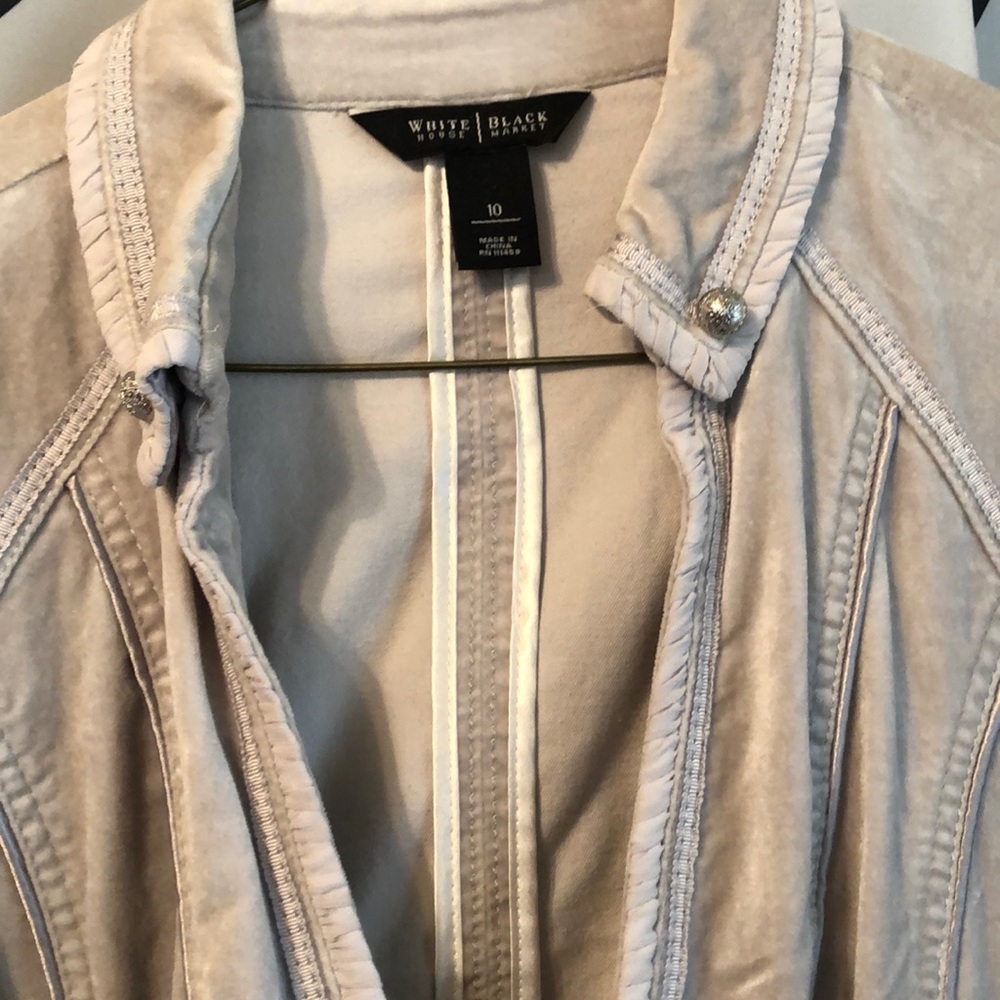 Beautiful silver jacket - Picture 3 of 4
